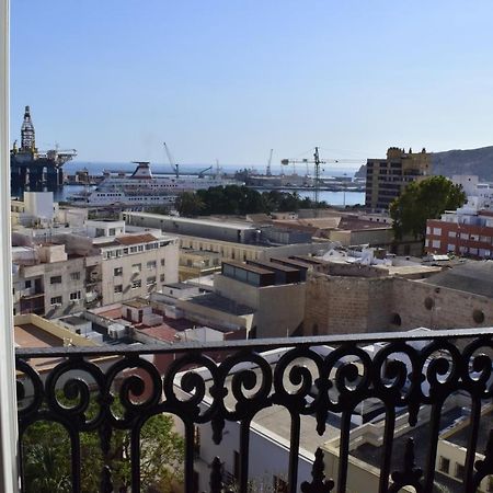 Vivienda Bendicho- Catedral Daire Almería Dış mekan fotoğraf