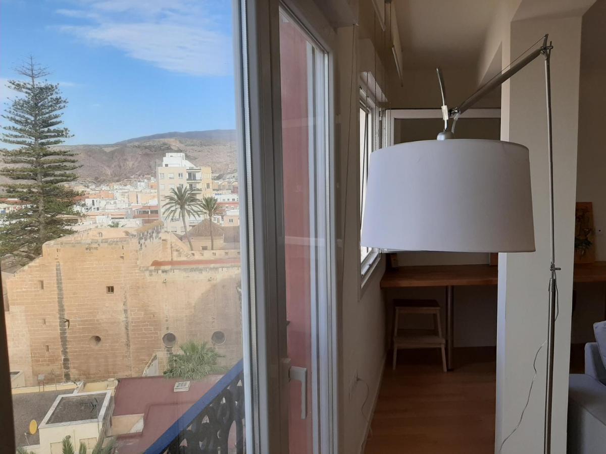 Vivienda Bendicho- Catedral Daire Almería Dış mekan fotoğraf
